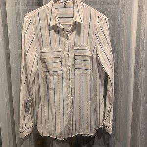 2 for 20$ Women’s express dress shirt